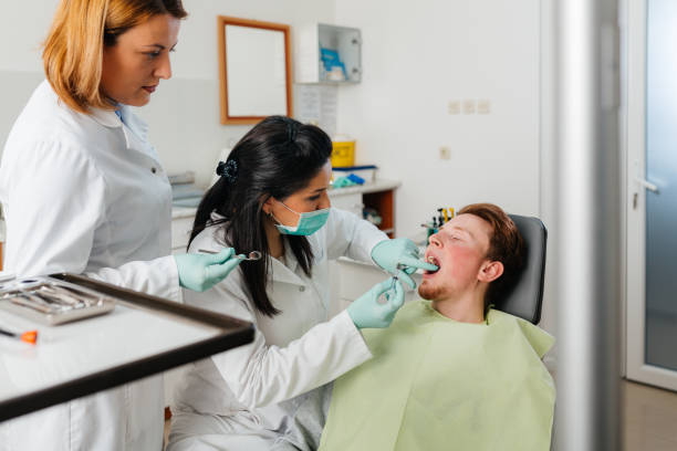 Best Urgent Dental Care for Toothache in Glastonbury Center, CT